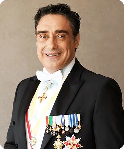 Sir Professor Dr. Gabriele Pao-Pei Andreoli